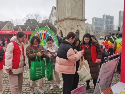 泰州市机关事务管理局开展碳普惠宣传进社区志愿服务活动
